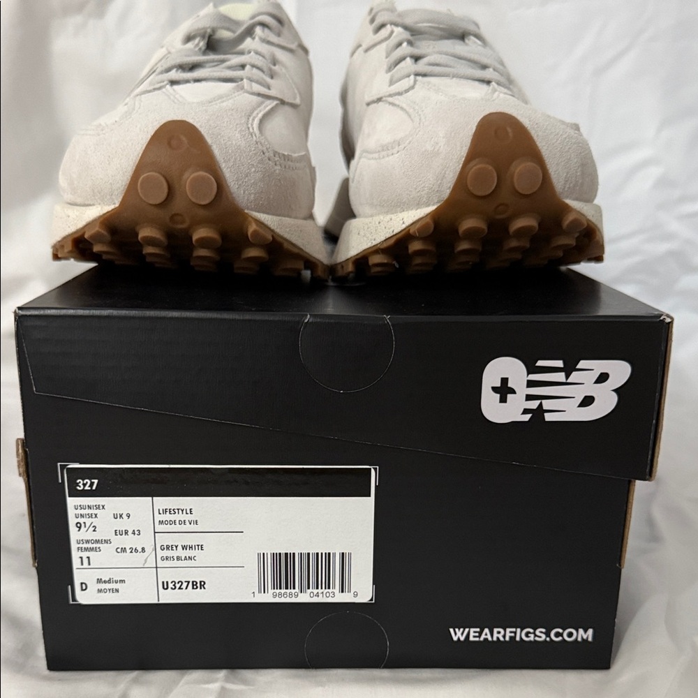 New Balance x FIGS 327 Cream and Tan Sneakers - Picture 3 of 3